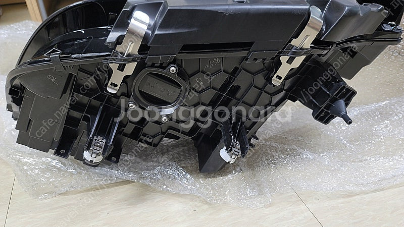 BMW X7 전기형 헤드 램프 팔아요--1