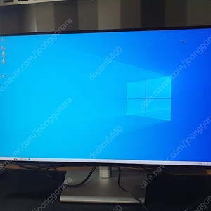 DELL 울트라 샤프 U2722D 팝니다.