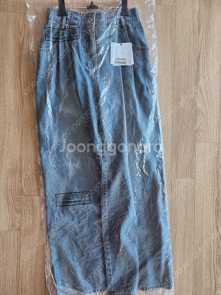 럭키슈에뜨 백밴딩 데님팬츠--6