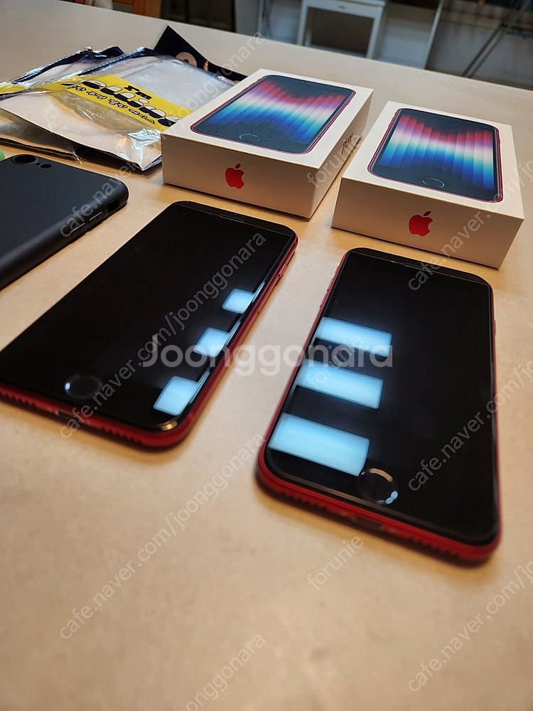 아이폰 SE3 128GB 새상품--1