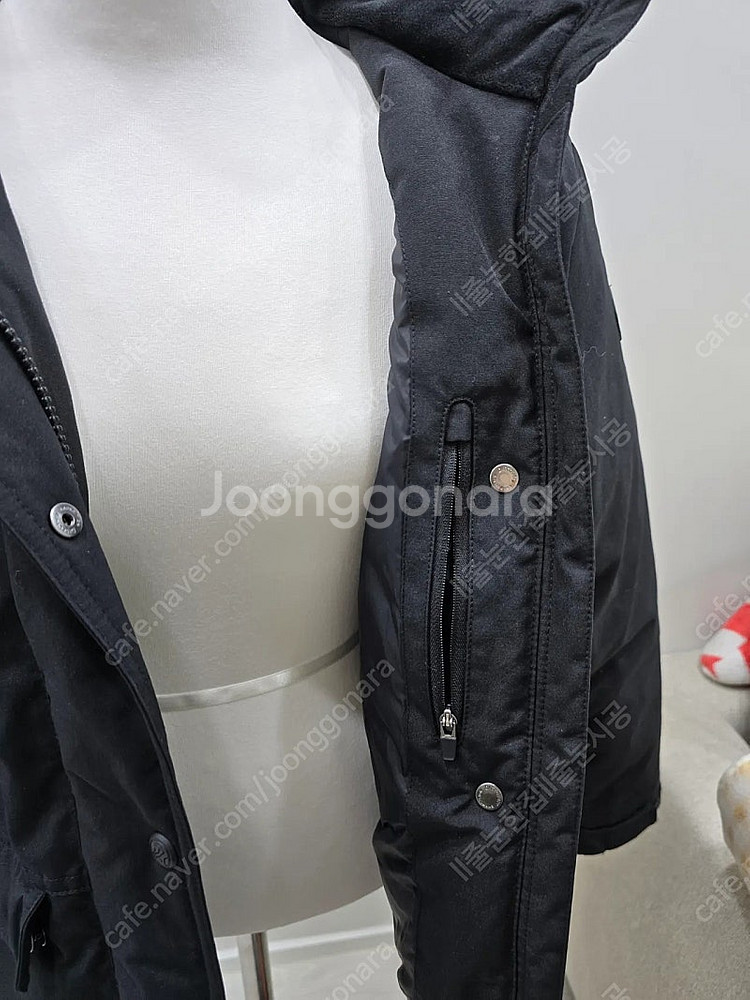 디스커버리 숏패딩 팝니다--3