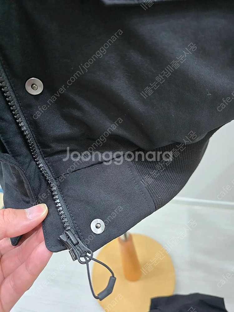 디스커버리 숏패딩 팝니다--6