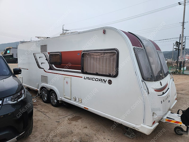 베일리 유니콘3 바르셀로나 카라반 투축 600급 노지 풀옵션--1