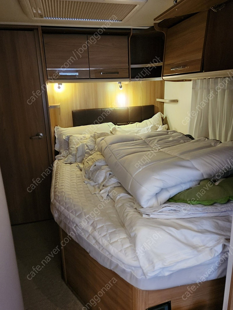 베일리 유니콘3 바르셀로나 카라반 투축 600급 노지 풀옵션--6