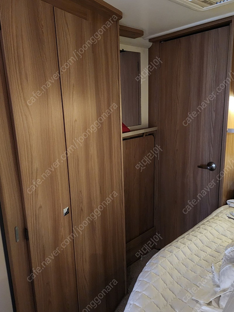 베일리 유니콘3 바르셀로나 카라반 투축 600급 노지 풀옵션--7