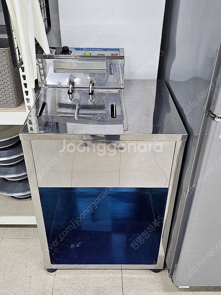 데크오븐, 4도어 냉장고, 믹싱기, 스텐 작업대 등--3