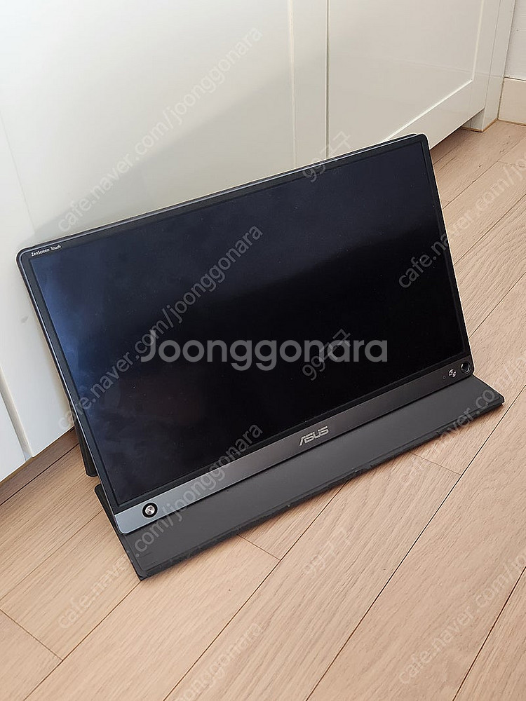 애이수스 포터블 모니터--0