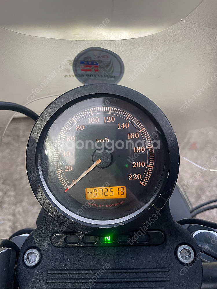 할리데이비슨 아이언883 2012년식 72,519km--0