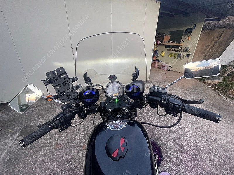 할리데이비슨 아이언883 2012년식 72,519km--2