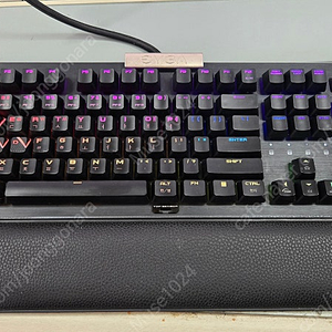 EVGA Z20 RGB 리니어 한글. 무접점 키보드(광축) 팝니다