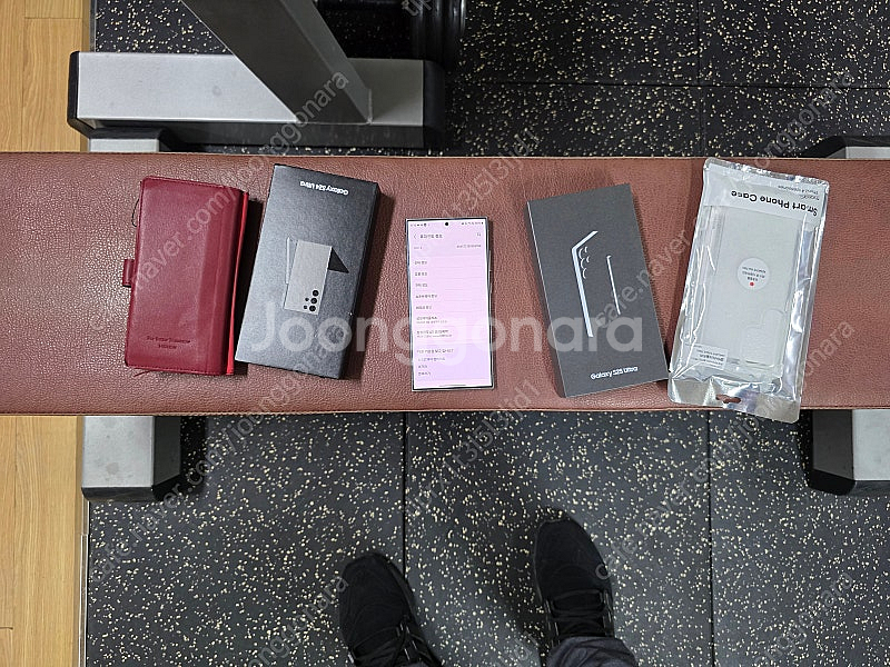 갤럭시24 울트라 1테라 자급제 팝니다--2