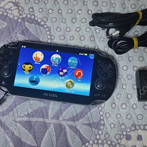 PS VITA A-급 +8GB 메모리카드 105000원