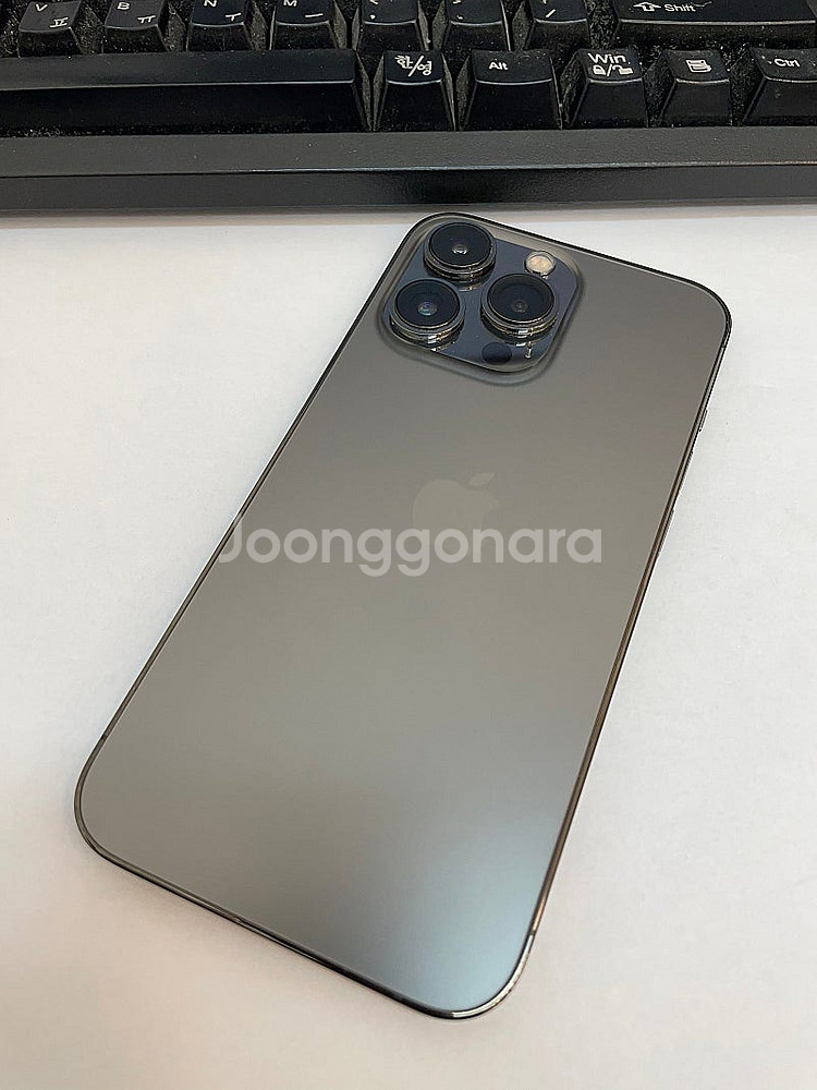 아이폰13프로 블랙 256GB 상태좋은 중고55만팝니다--0