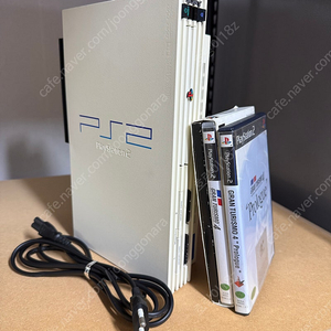 플스2 PS2 (SCPH-55005) 화이트 모델 판매합니다 (그란투리스모 에디션)