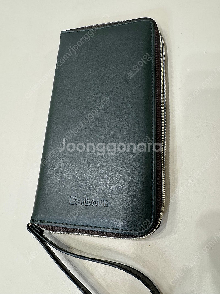 바버 barbour 가죽 여권지갑 여권파우치--0