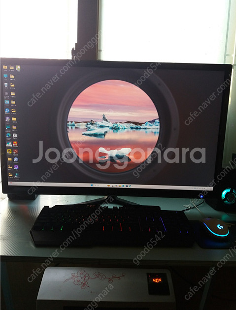 32인치 4k HDR 모니터 5만--0