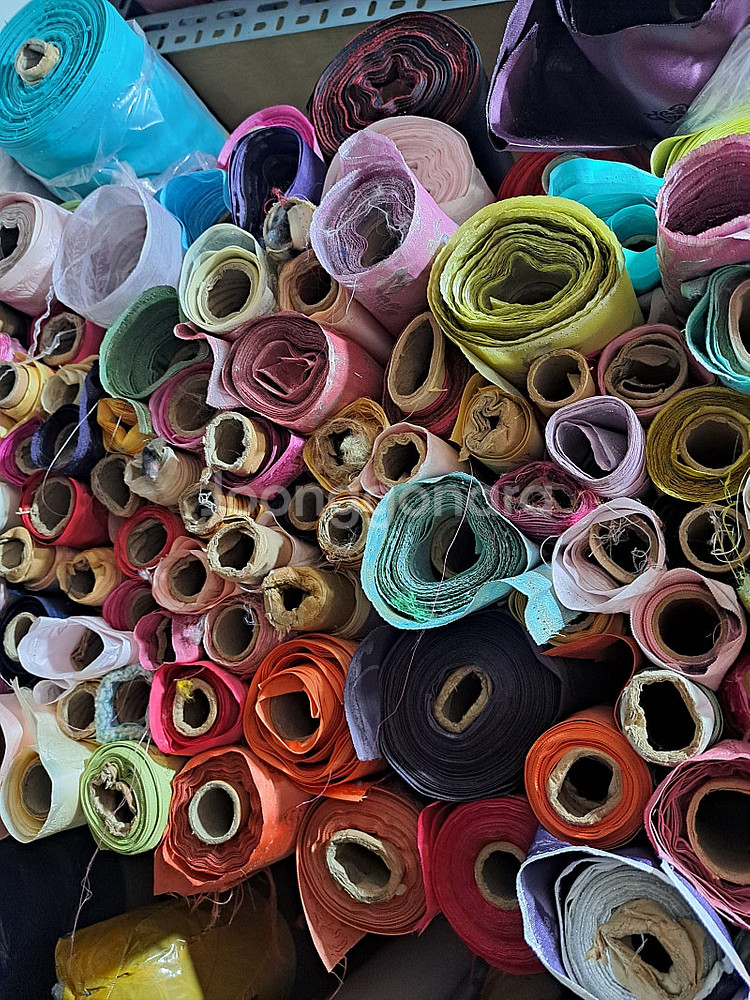 44인치(110cm) 화섬 한복원단 판매합니다--4