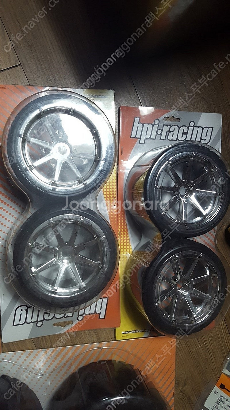 새제품 HPI- RC 타이어 팝니다--0