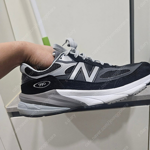 뉴발란스 990 v6