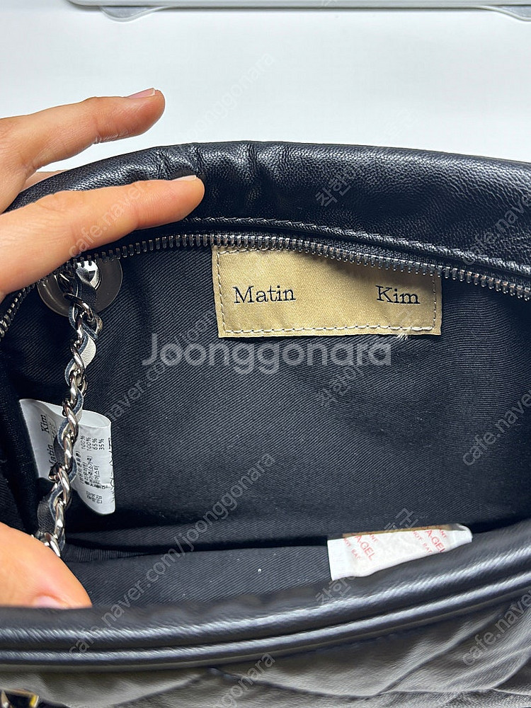 Matin Kim 마뗑킴 퀄팅 미니백 미들백 블랙 판매--4