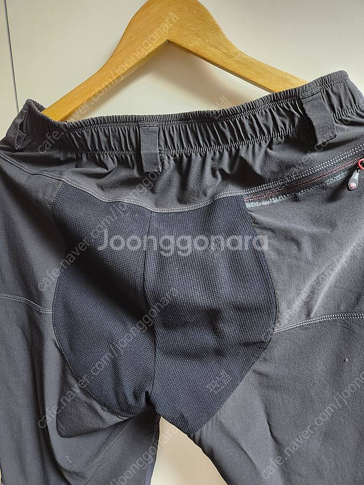 몬츄라 남성--3