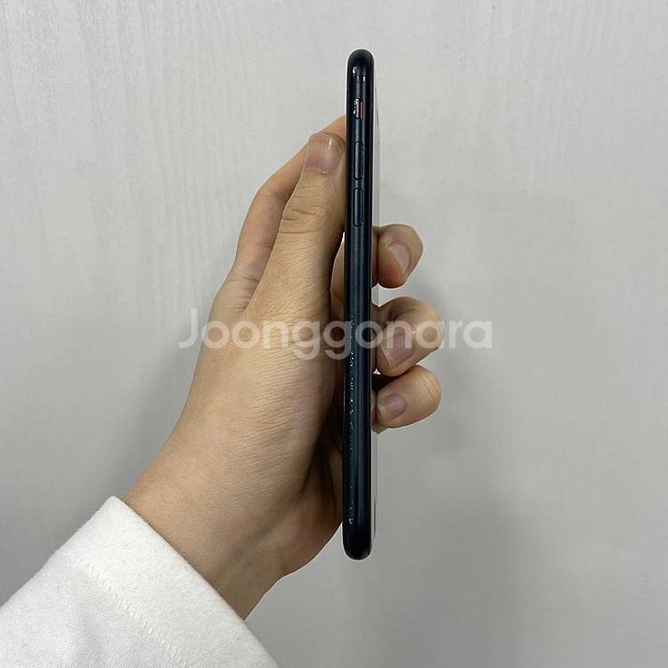 61311 아이폰SE3 128기가 블랙 공기계 팝니다 ...--6