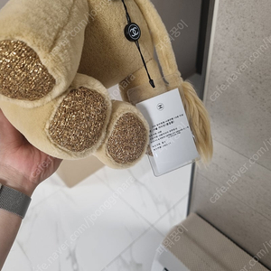 샤넬 코코크러쉬 사자 인형