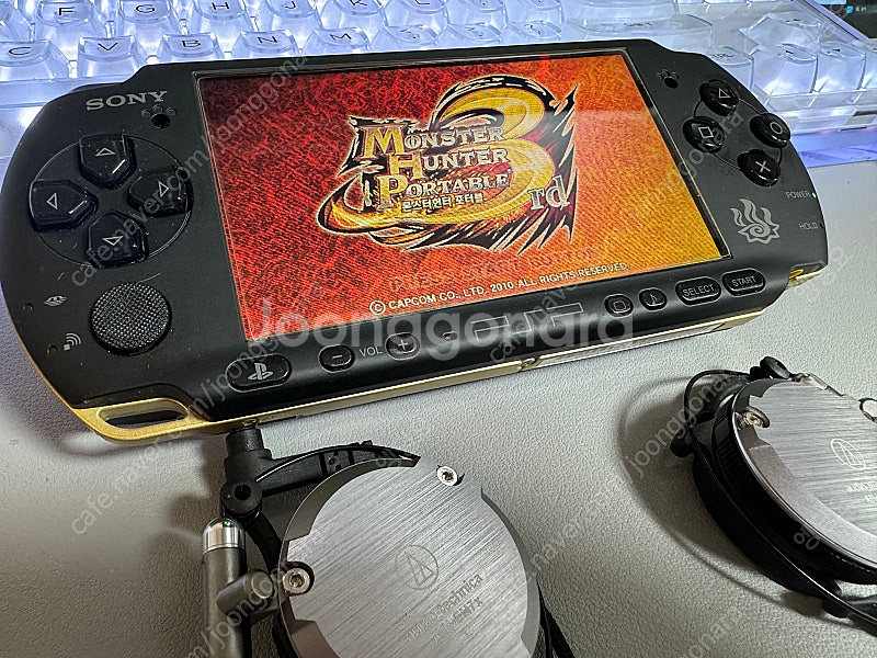 PSP 3000번대 몬스터헌터포터블 서드 에디션--0