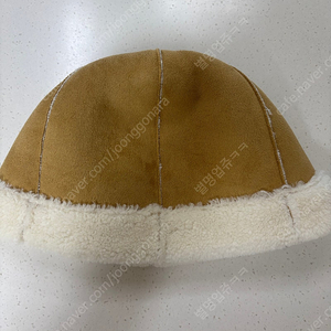 리본빛 Shearing Mustang Hat