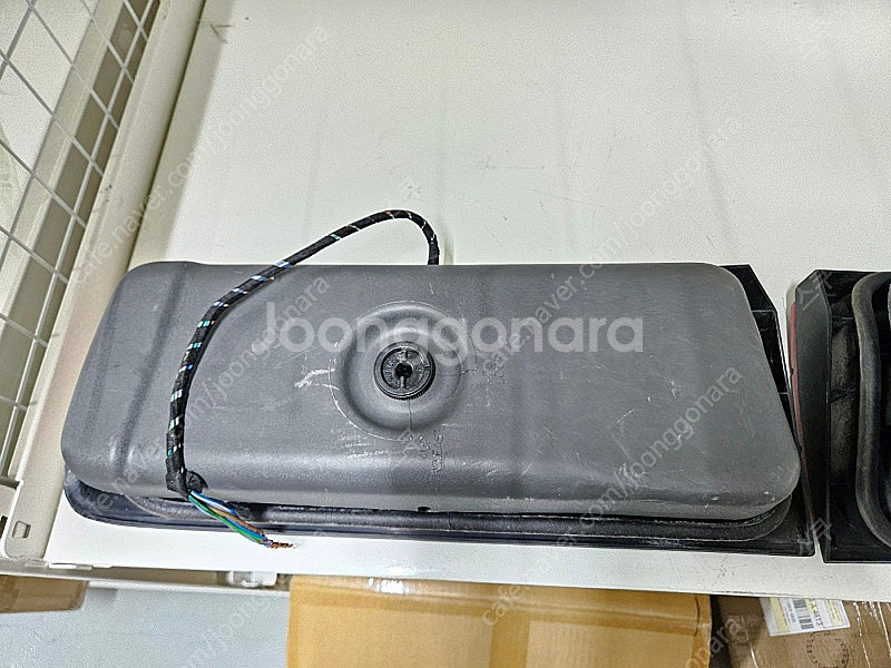 BMW E30 후기형 정품 테일라이트(후미등)--3