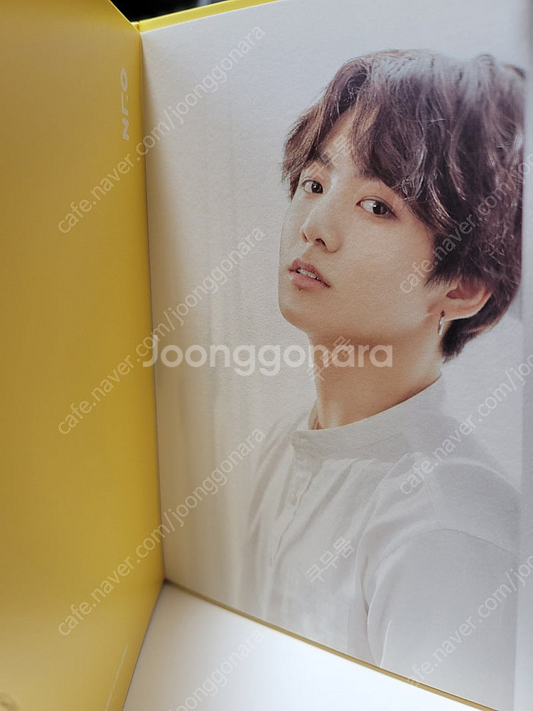 방탄 오늘 전시회 포토북--1