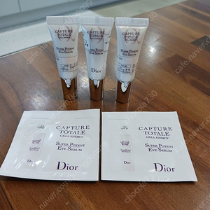 디올 캡춰토탈 아이세럼 17ml 일괄팝니다(미개봉)