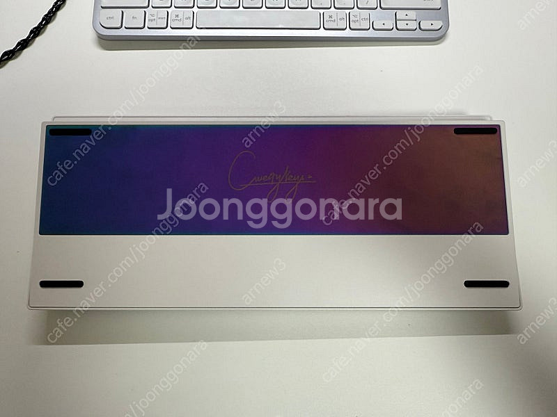 Qwertykeys QK75 베어본 아이스화이트--1
