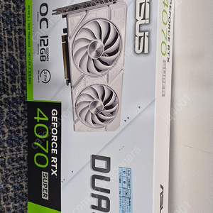 그래픽카드 ASUS DUAL RTX 4070 Super (미개봉)