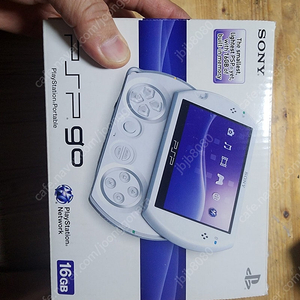 psp go 영문판 미사용품 판매합니다.