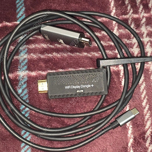 HDMI to C 케이블. 와이파이 디스플레 동글