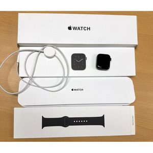 APPLE, 애플워치 SE 1세대, 40mm, 미드나이트, 블랙 스포츠 밴드, 깔끔한 관리 상태