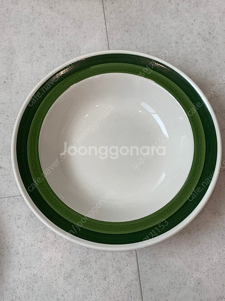 구스타브스베리 딥플레이트 접시 20cm--2