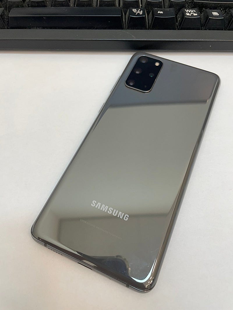 갤럭시S20플러스 그레이 256GB 상태좋은 중고16만...--0