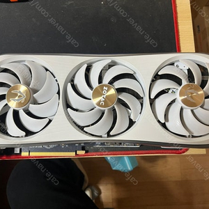 ZOTAC GAMING GeForce RTX 4090 AMP Extreme AIRO White Edition 280만원에 팝니다