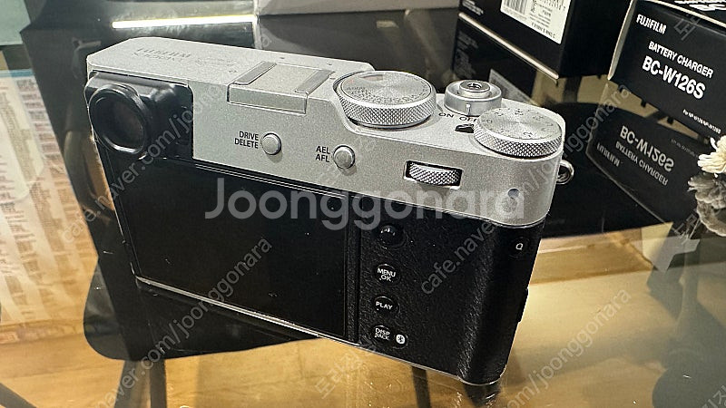 후지필름 명기 x100vi 판매 악세서리포함--2