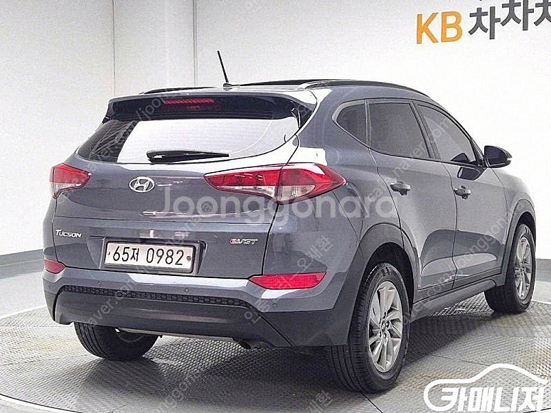 [현대]올뉴투싼 디젤 1.7 2WD 모던 (5인승) ★...--3