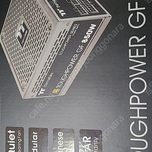 써멀테이크 TOUGHPOWER GF 850W 팔아요