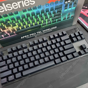 APEX PRO TKL 2023 WIRELESS 판매합니다.