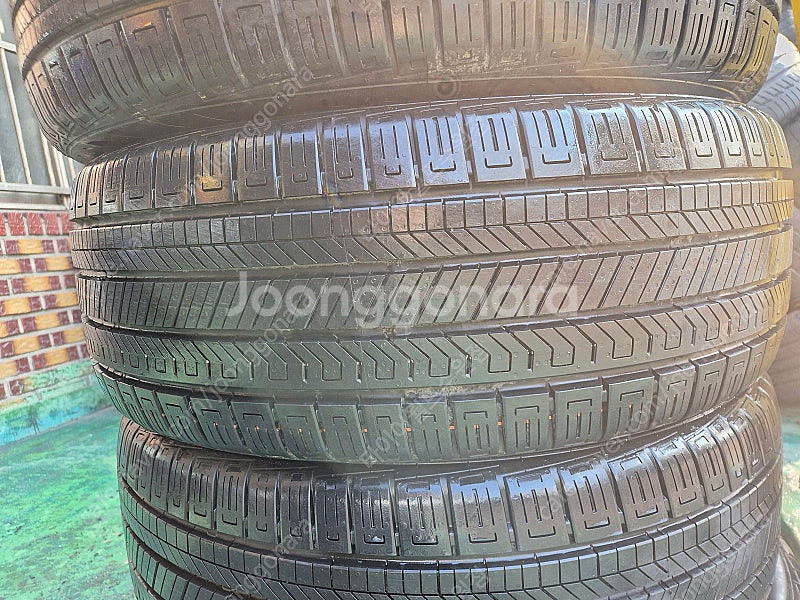 [판매] 카니발 그래비티 19인치휠 타이어 임판--3