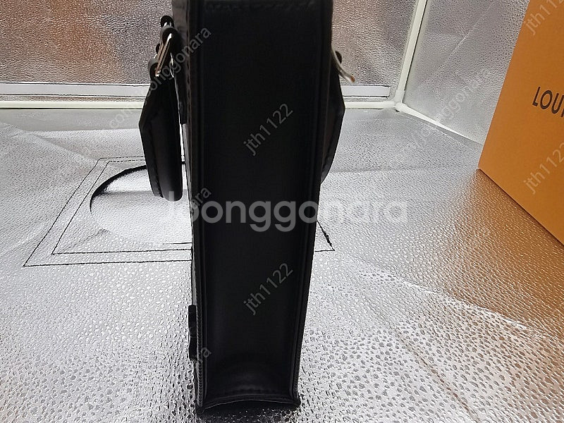 루이비통 삭플라 에삐--3