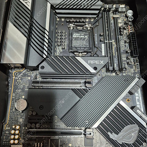 ASUS Z590 APEX 메인보드 팝니다.