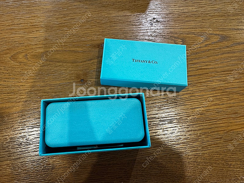 티파니앤코 T 스마일 이어링 로즈골드--2