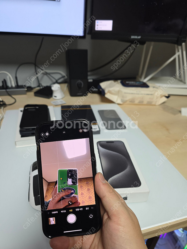 아이폰 15 프로 256GB 블랙티타늄 판매합니다 (자...--8