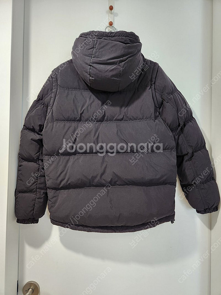 배럴 블랙 오리털숏패딩 s사이즈 팔분리해서 패딩조끼로 입을수도있어요--1